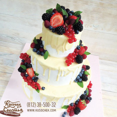 Торт «Белый шоколад и ягоды»