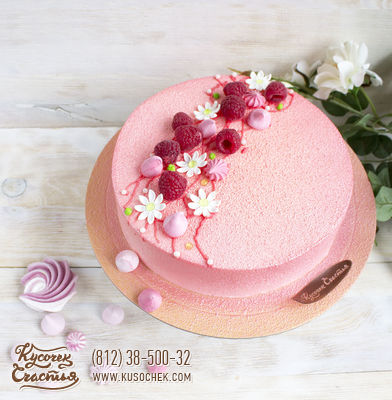 Торт «Малина на розовом велюре»